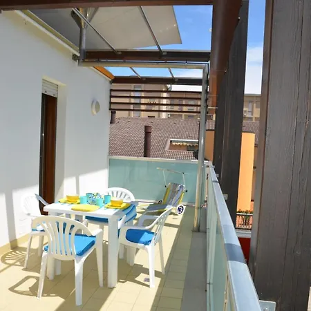 Albanella * Μπιμπιόνε